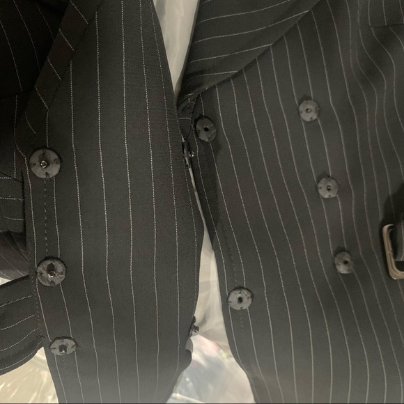 Tahari Arthur S. Levine Striped Belt Blazer - Picture 8 of 8